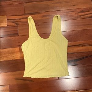 Womens medium yellow summer tank top from Tillys.
